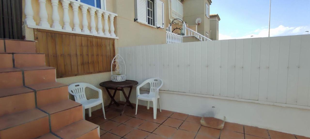 Zeus Beach La Mata Torrevieja Luaran gambar